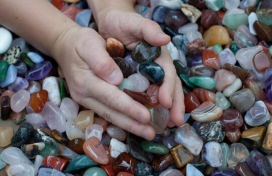 Contoh Benda Benda Padat Yang Ada Di Ruang Kelas